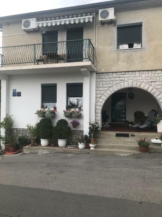 Apartments Porat Novi Vinodolski Bagian luar foto